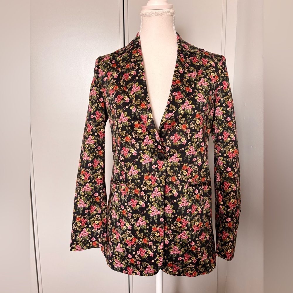 MNG Black and Pink Floral Blazer
